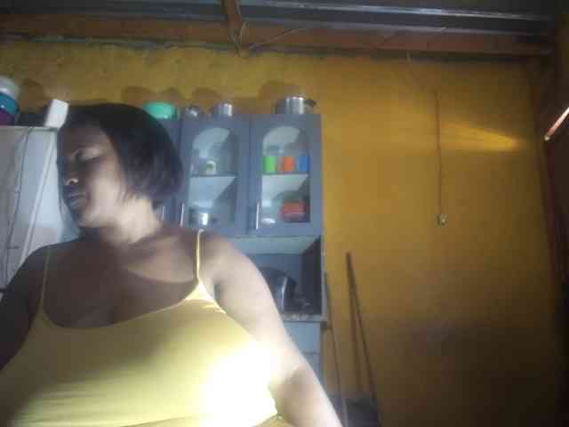 Melonboobs1