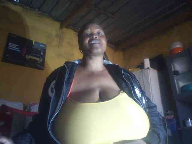 Melonboobs1 webcam