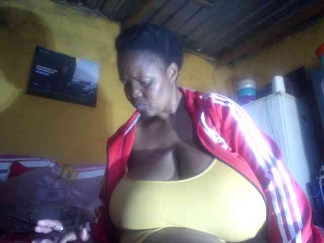 Melonboobs1 webcam
