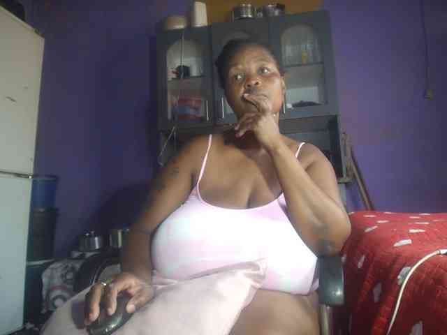 Melonboobs1 webcam