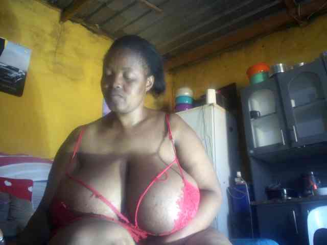 Melonboobs1 webcam