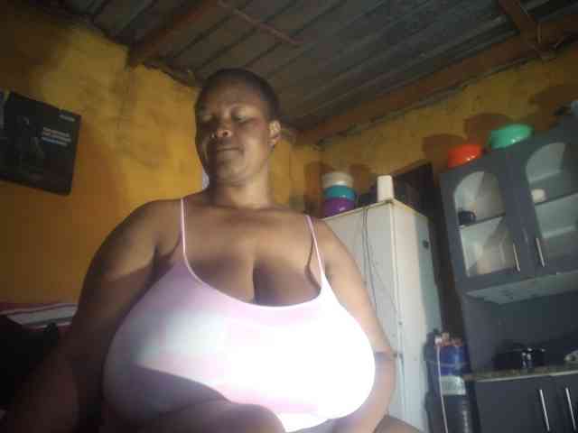 Melonboobs1 webcam