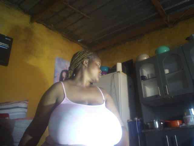Melonboobs1 webcam