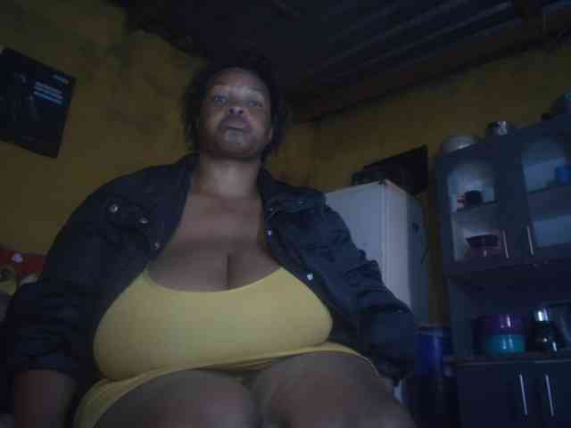 Melonboobs1 webcam