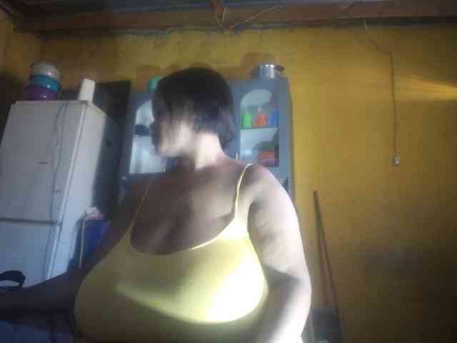 Melonboobs1 webcam