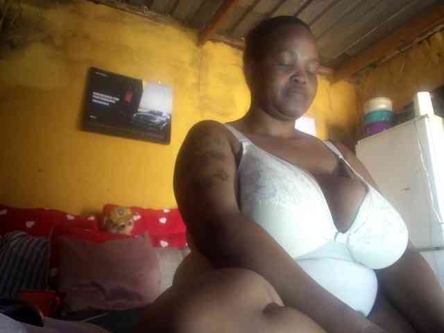 Melonboobs1 webcam