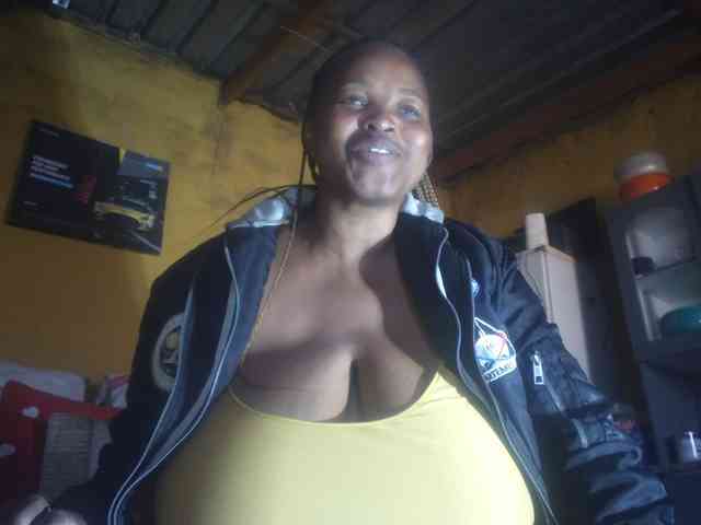 Melonboobs1 webcam