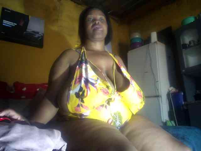 Melonboobs1 webcam