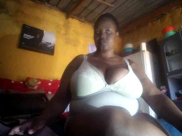 Melonboobs1 webcam