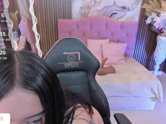 kendra-tay webcam
