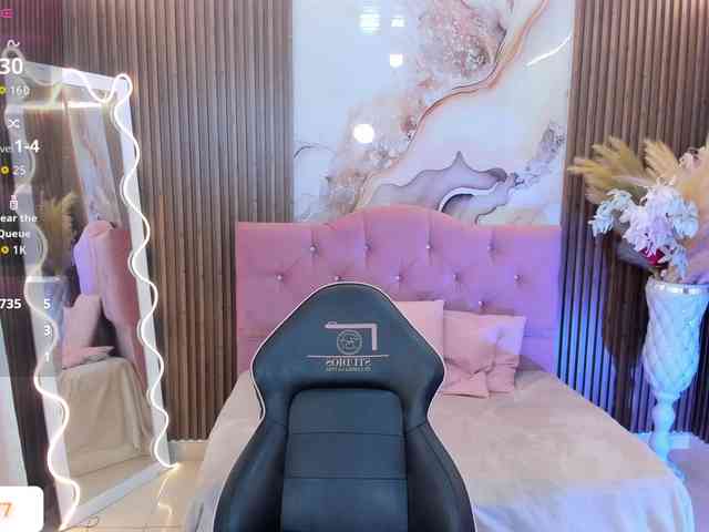 kendra-tay webcam