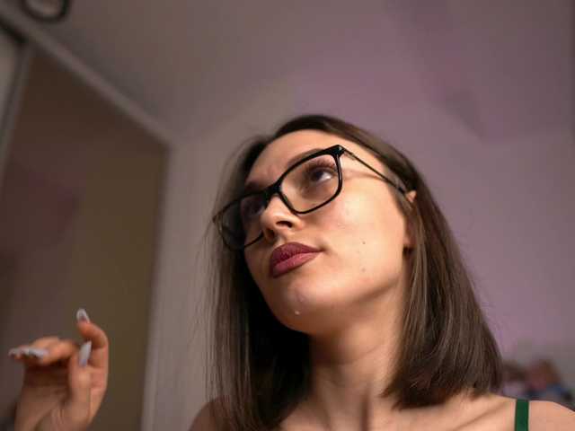 MonaLisss live webcam show