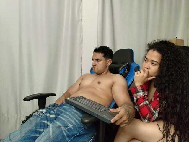 couplee-horny live cam on BongaCams