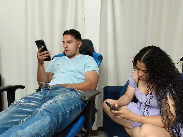 couplee-horny live cam
