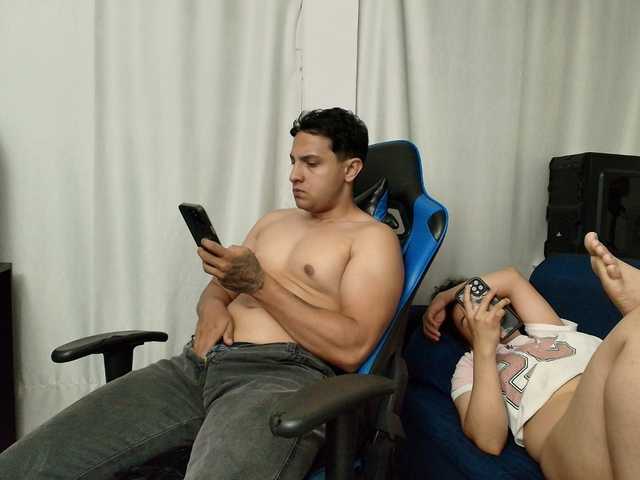 couplee-horny live cam preview