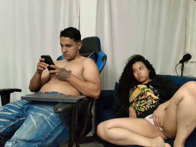 couplee-horny live cam