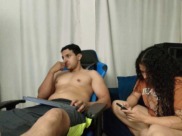 couplee-horny live cam on BongaCams