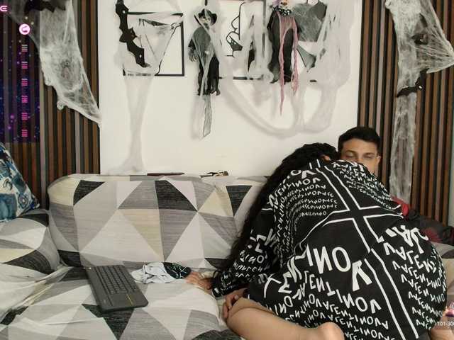 Couplee-horny live cam