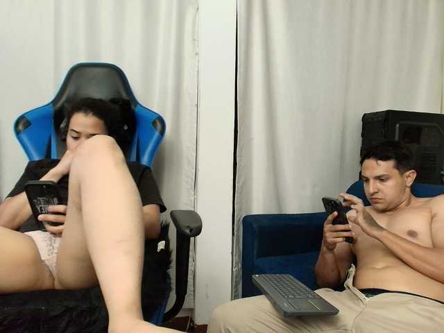 couplee-horny live cam on BongaCams