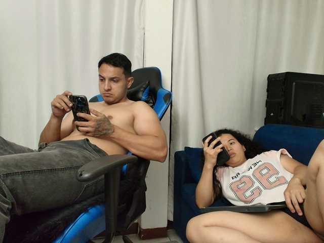 couplee-horny live cam on BongaCams