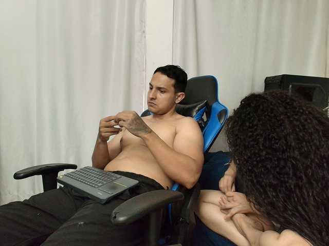 couplee-horny live cam on BongaCams
