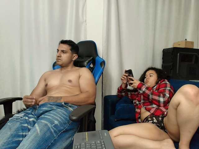 couplee-horny live cam on BongaCams