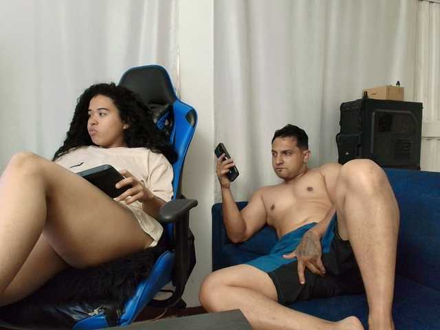 couplee-horny's BongaCams show and profile