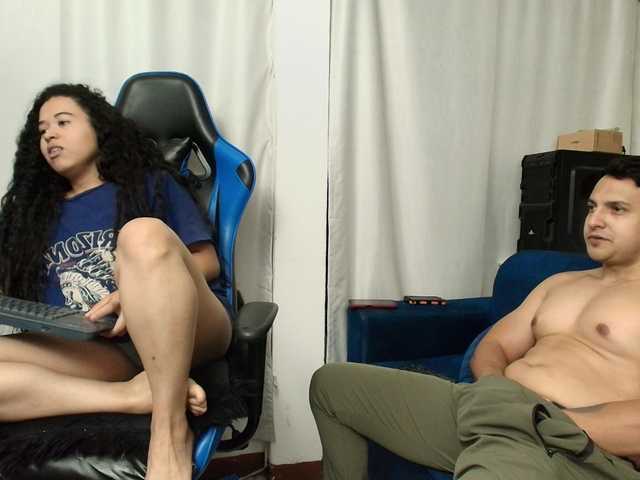 couplee-horny live cam on BongaCams