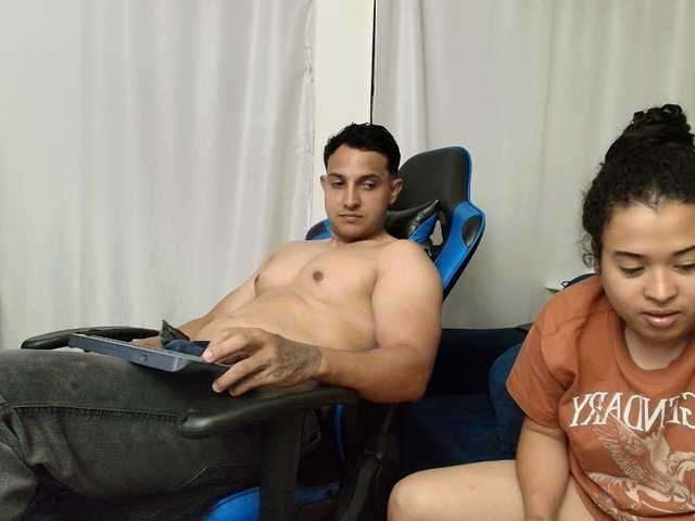 couplee-horny live cam on BongaCams