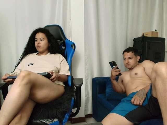 couplee-horny's BongaCams show and profile