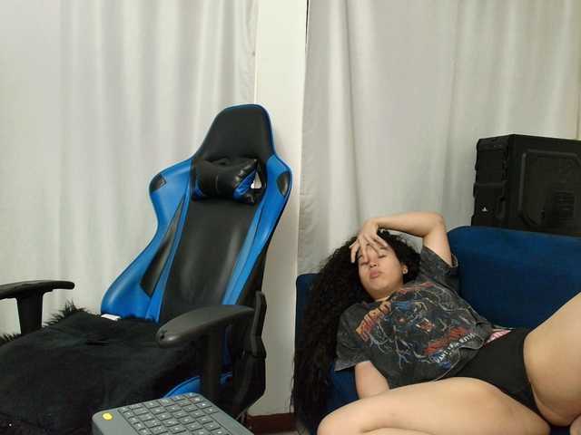 couplee-horny live cam on UnifiedCams
