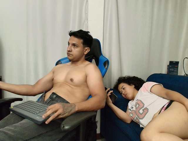 couplee-horny live cam on BongaCams