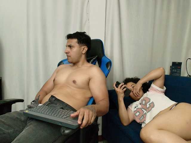 couplee-horny live cam on BongaCams