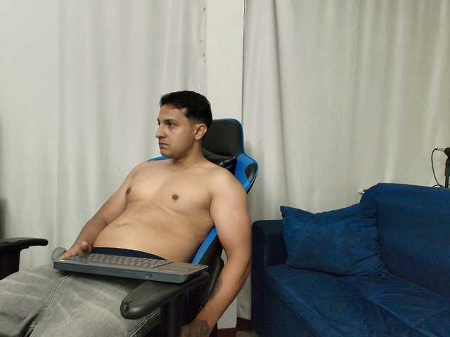 couplee-horny live cam on BongaCams