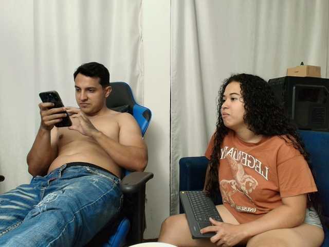 couplee-horny live cam on BongaCams