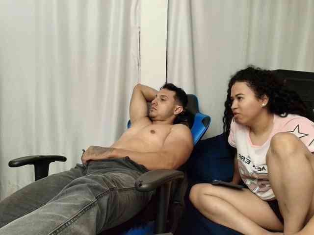 couplee-horny webcam
