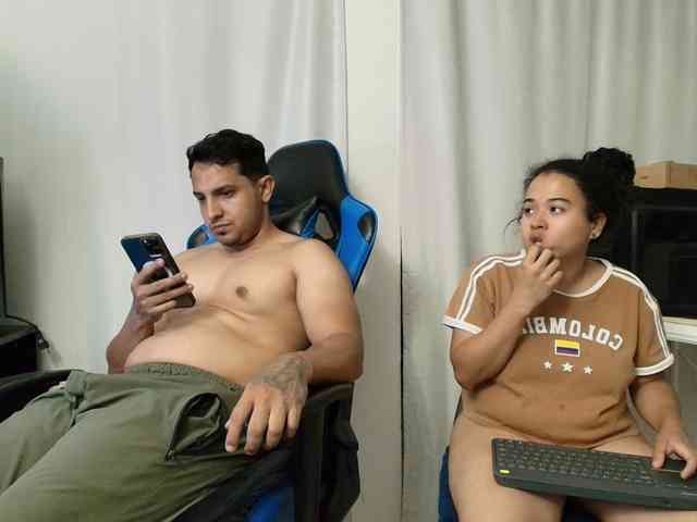 couplee-horny webcam