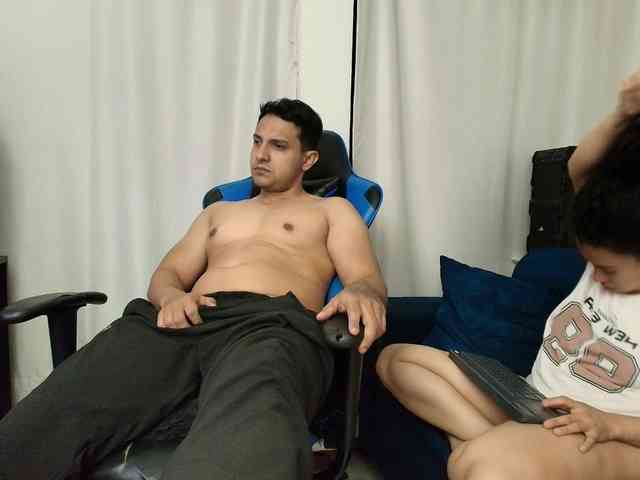 couplee-horny webcam