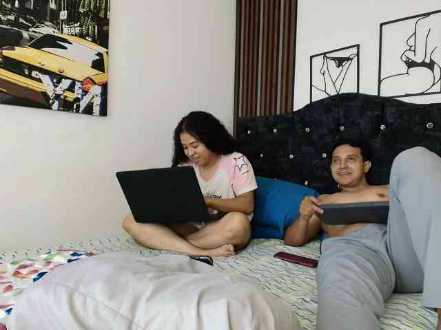 Couplee-horny