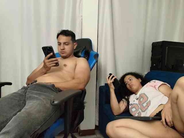 Modelo: couplee-horny