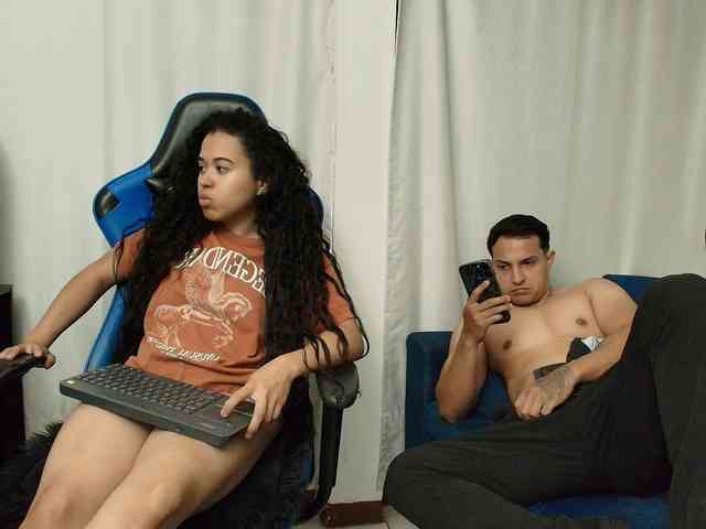 couplee-horny webcam