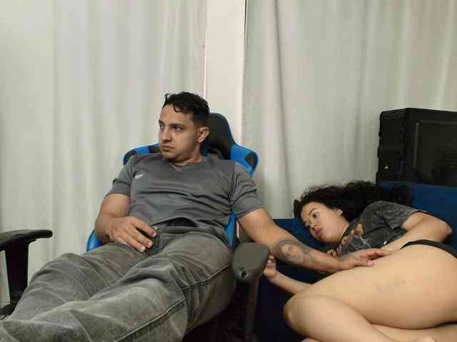 couplee-horny webcam