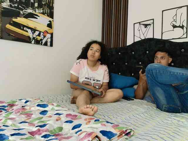 couplee-horny webcam