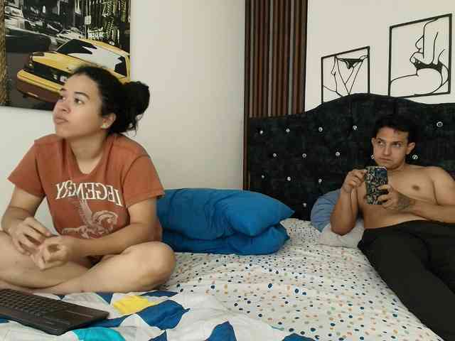couplee-horny webcam