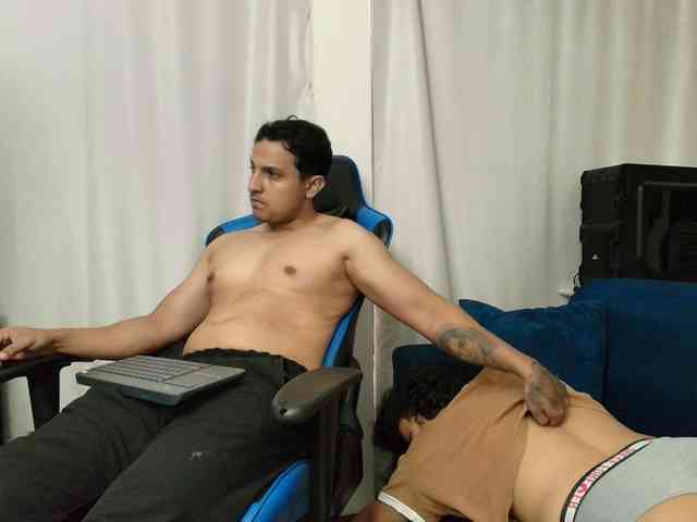 couplee-horny webcam