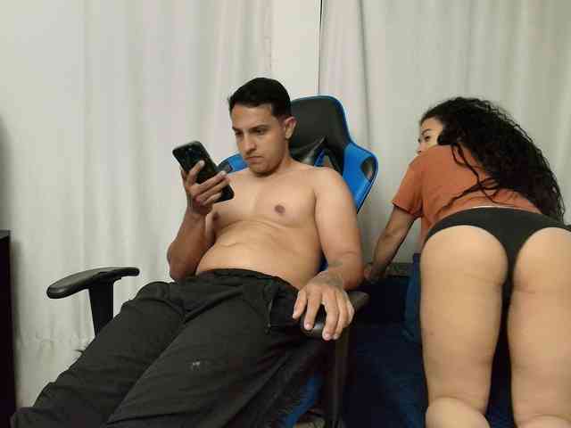 couplee-horny webcam