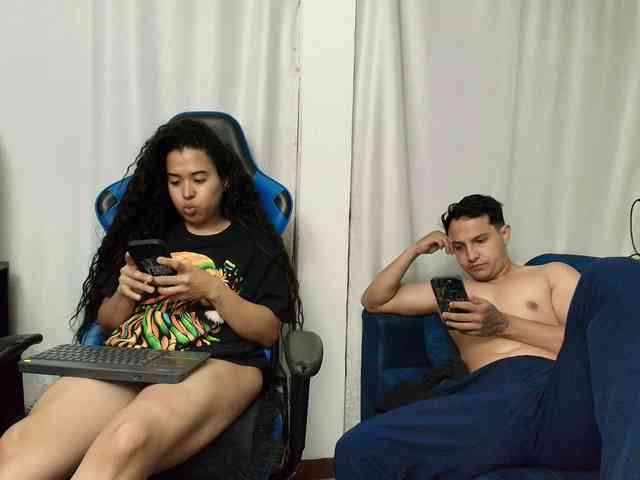 couplee-horny webcam