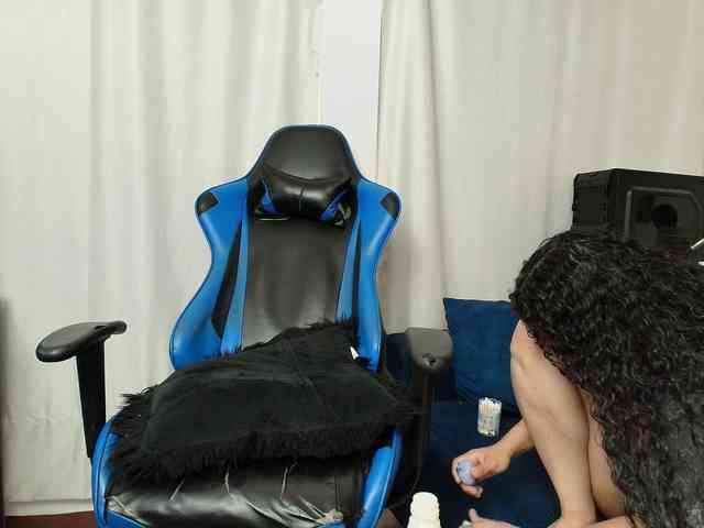 free chatroom Couplee-horny
