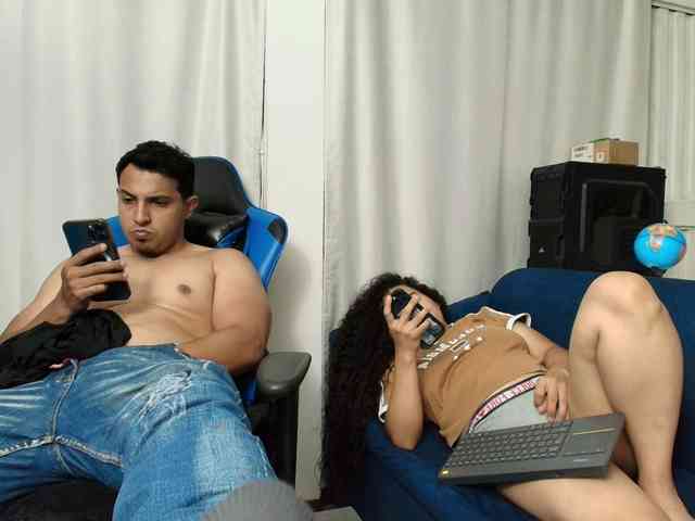 couplee-horny webcam