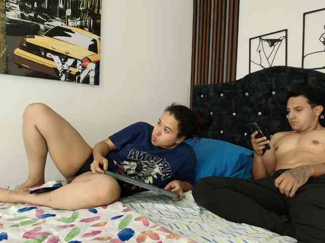 couplee-horny webcam